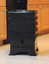 Black 4-Tray Worm Factory�