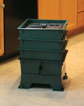 Dark Green 5-Tray Worm Factory�